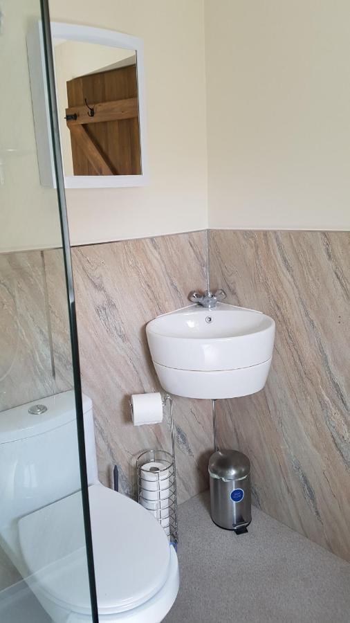 Pet Friendly Beautiful Detached Cottage Close To Spurn Point, Easington And Withersea Kingston upon Hull Exteriör bild