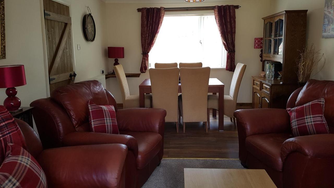 Pet Friendly Beautiful Detached Cottage Close To Spurn Point, Easington And Withersea Kingston upon Hull Exteriör bild